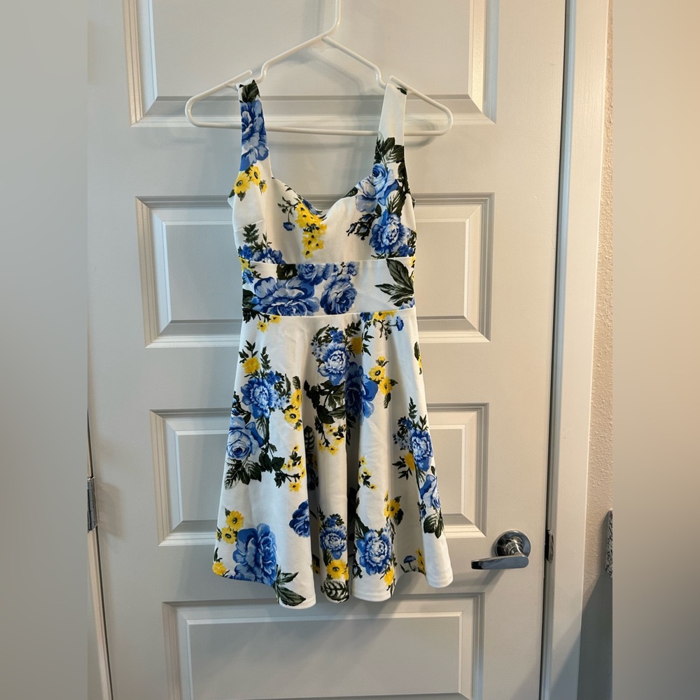 B. Darlin blue and yellow floral dress